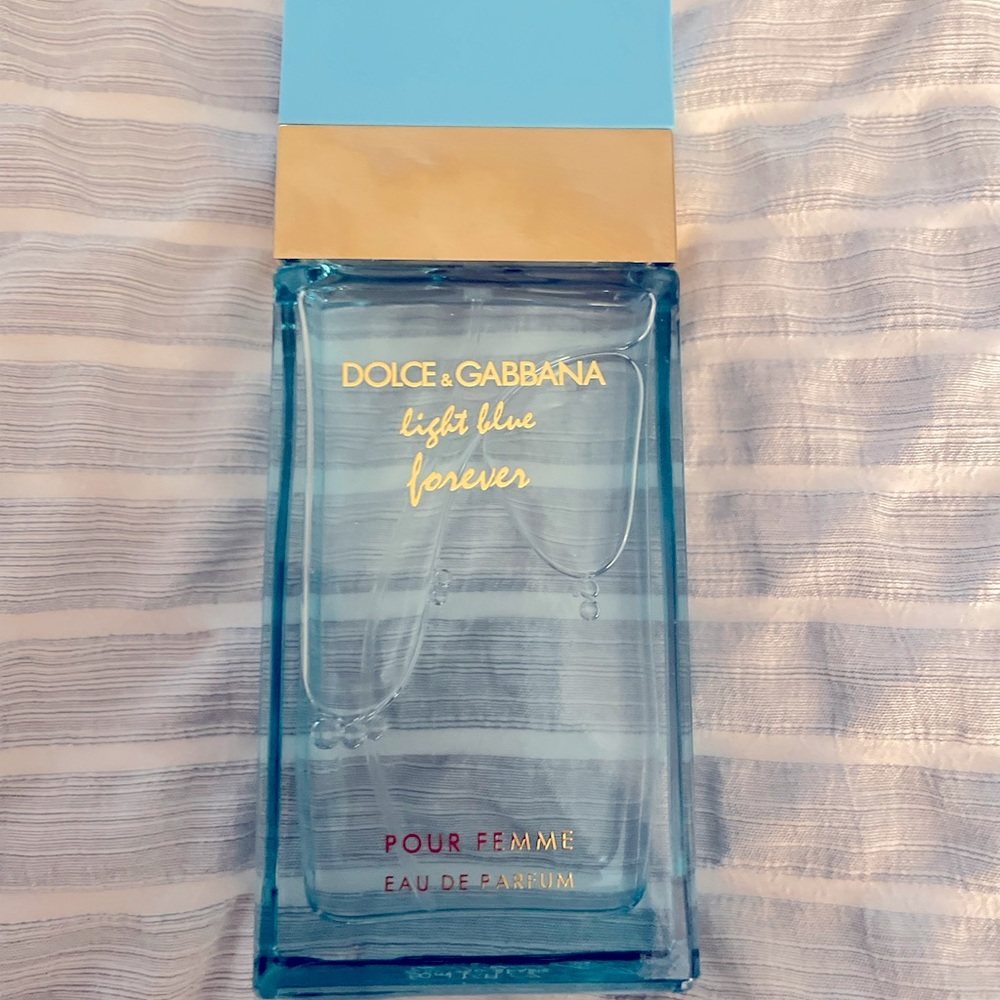Dolce & Gabbana “Light Blue Forever”